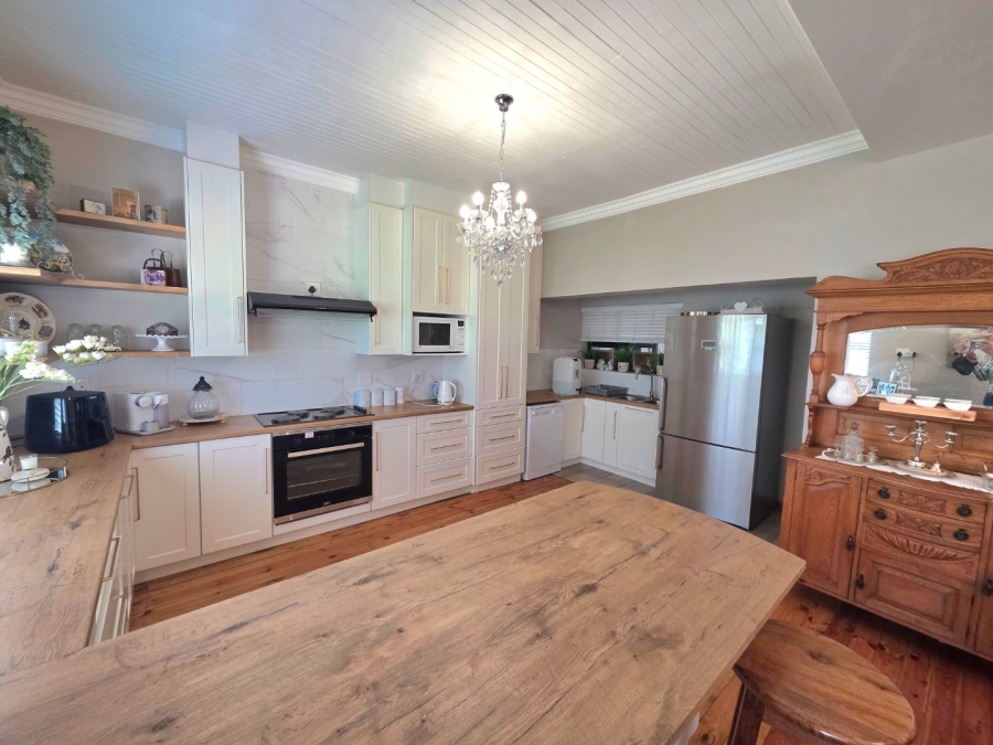 4 Bedroom Property for Sale in Jordania Free State